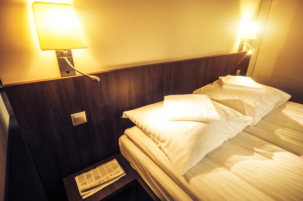 Hotel Figa Plewiska 部屋 写真